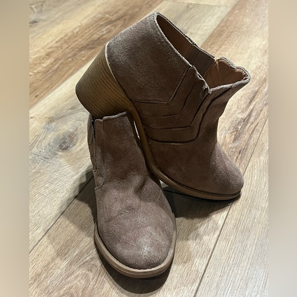 Altar’s State Brown Suede Heeled Ankle Boots Women’s 8 - Picture 3 of 7